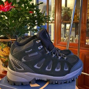 Propet Ridge Walker Waterproof Hiking Boots - Men’s 11